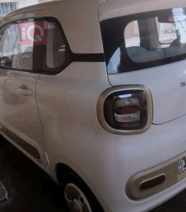 بێستون پۆنی